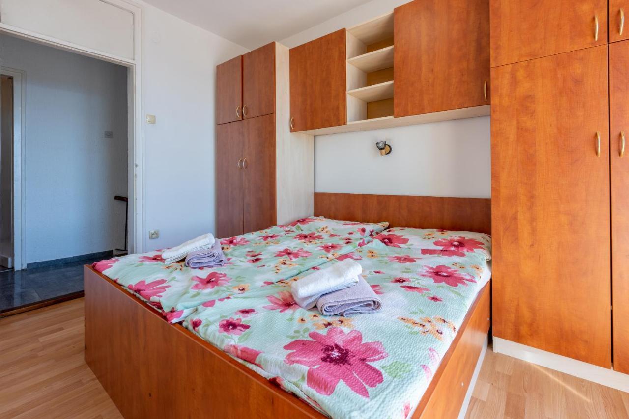 Apartment Mira "Pet Friendly" Crikvenica Exterior foto