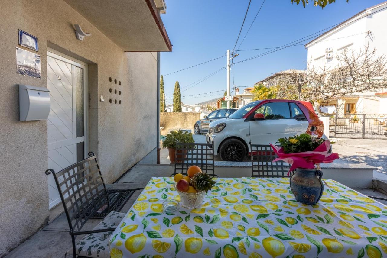 Apartment Mira "Pet Friendly" Crikvenica Exterior foto