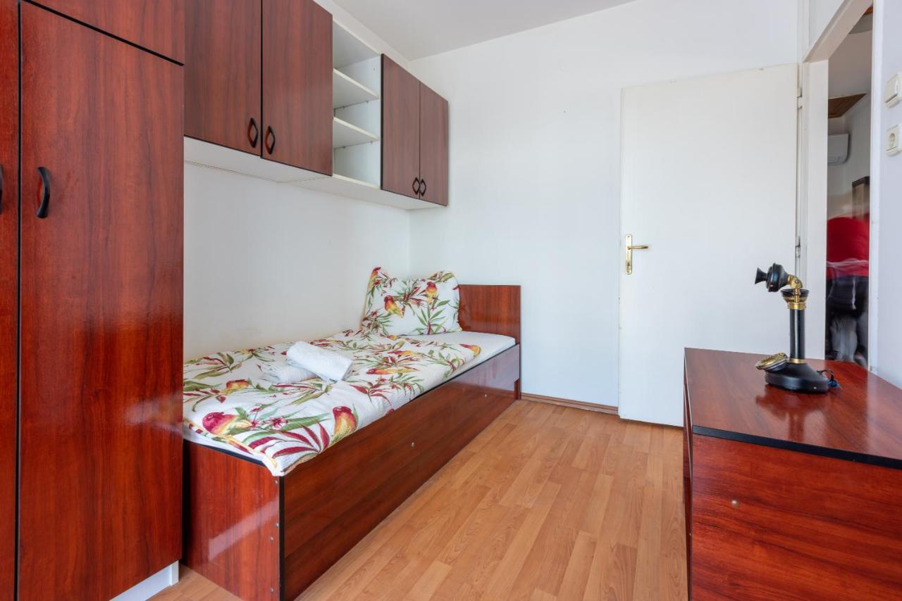 Apartment Mira "Pet Friendly" Crikvenica Exterior foto